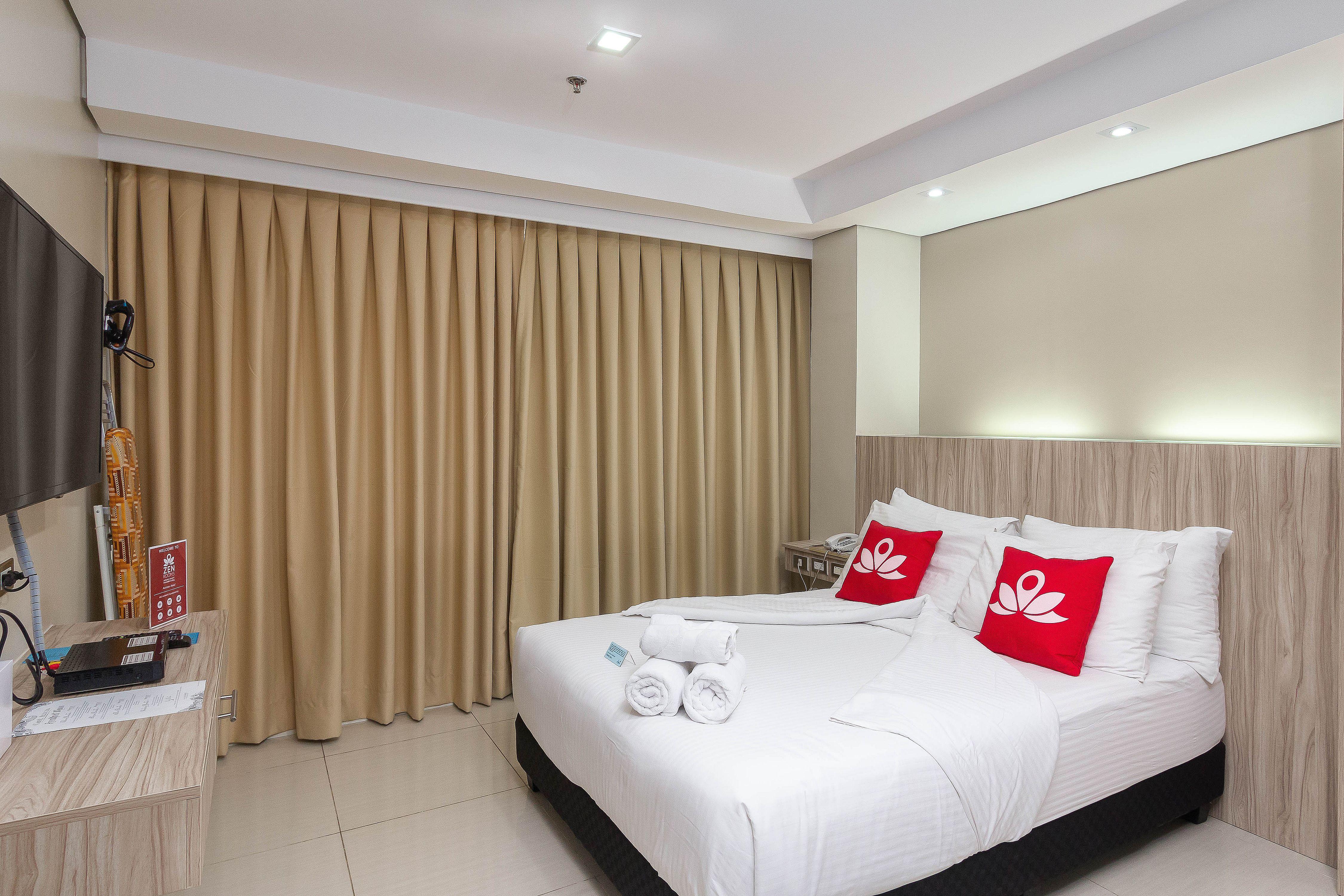 ZEN Premium Banilad Hotel Cebu Bagian luar foto